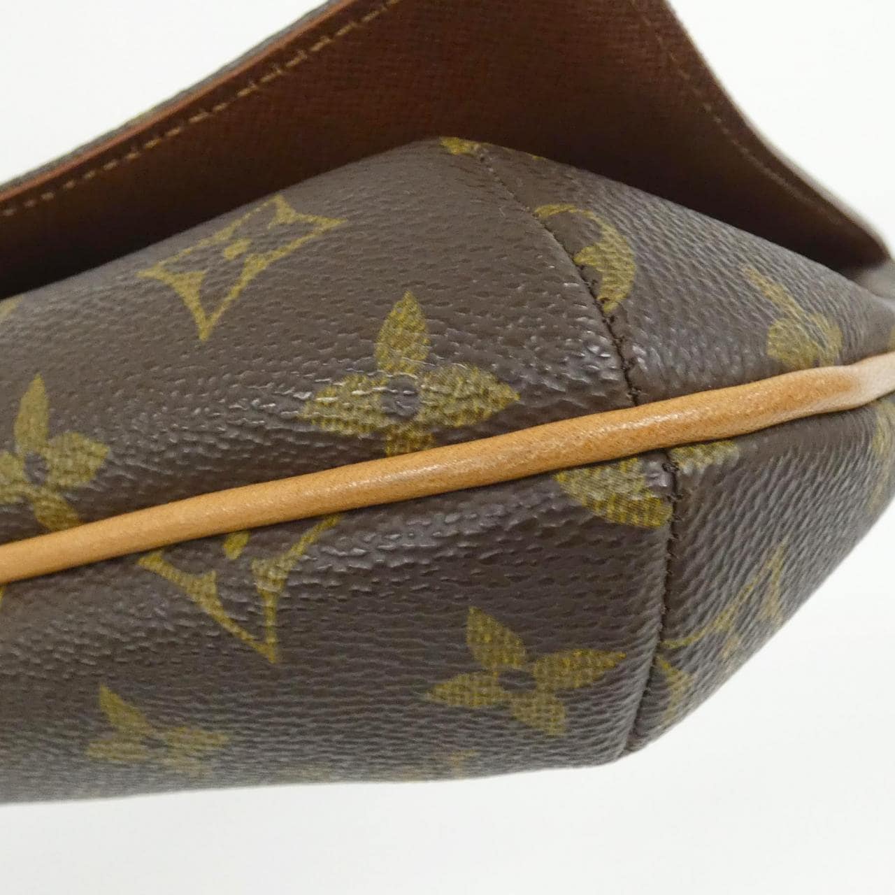 ルイヴィトン モノグラム ミュゼット タンゴ M51257 ショルダーバッグ