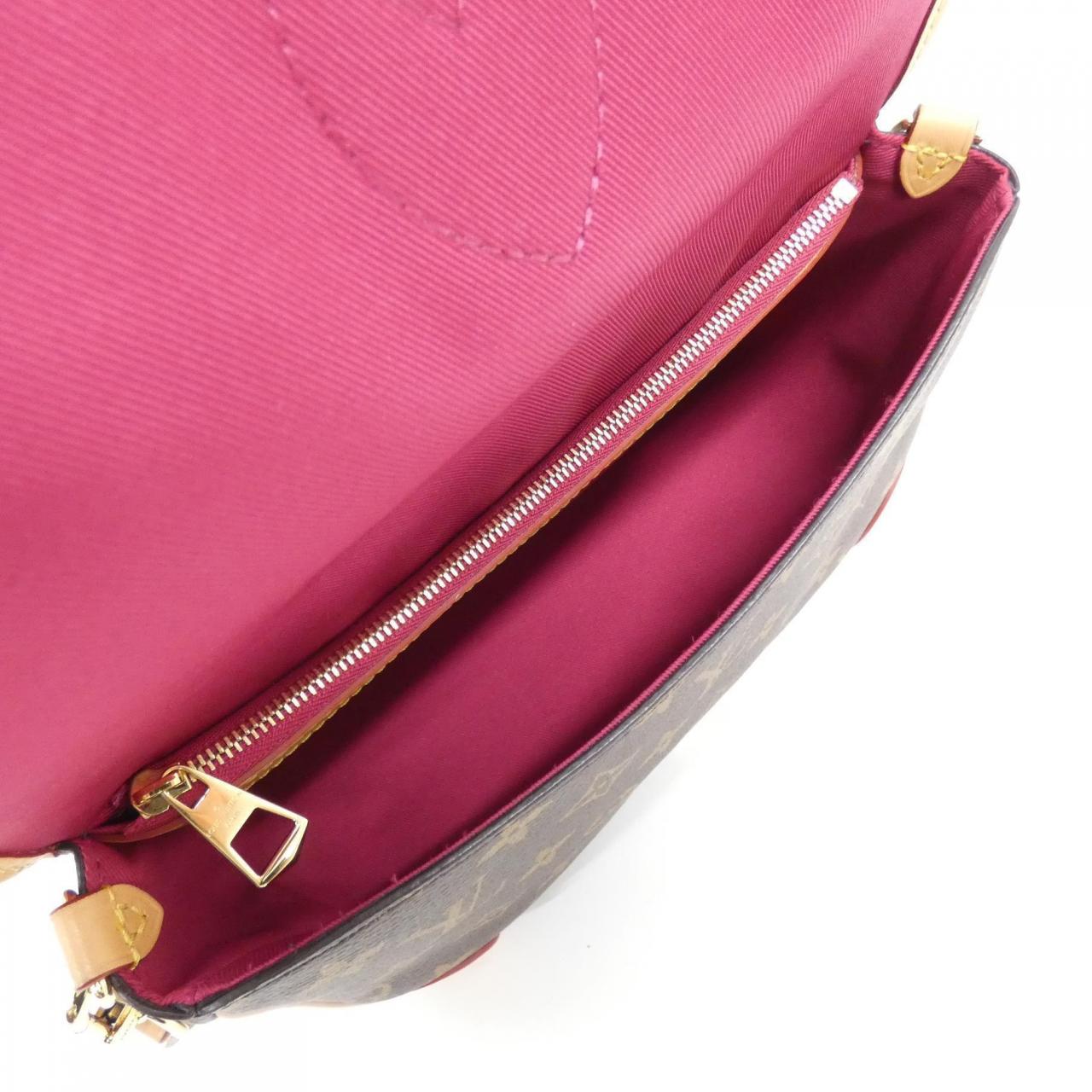 LOUIS VUITTON Monogram Diane PM M46049 Shoulder Bag