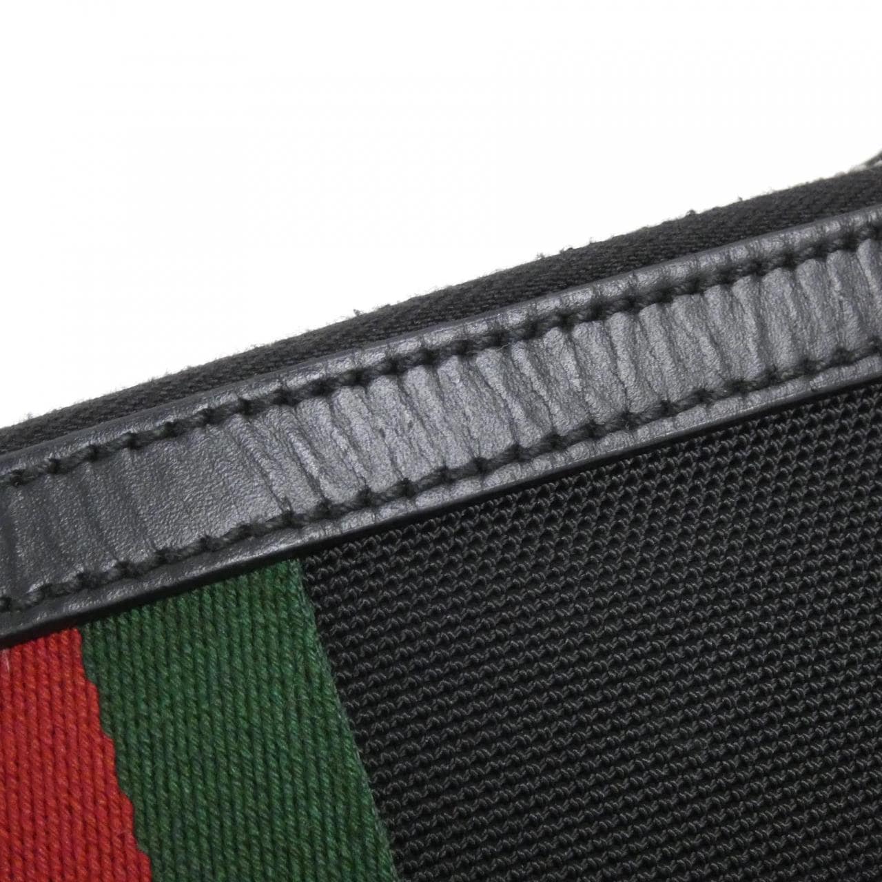 Gucci 631199 KWT7N單肩包