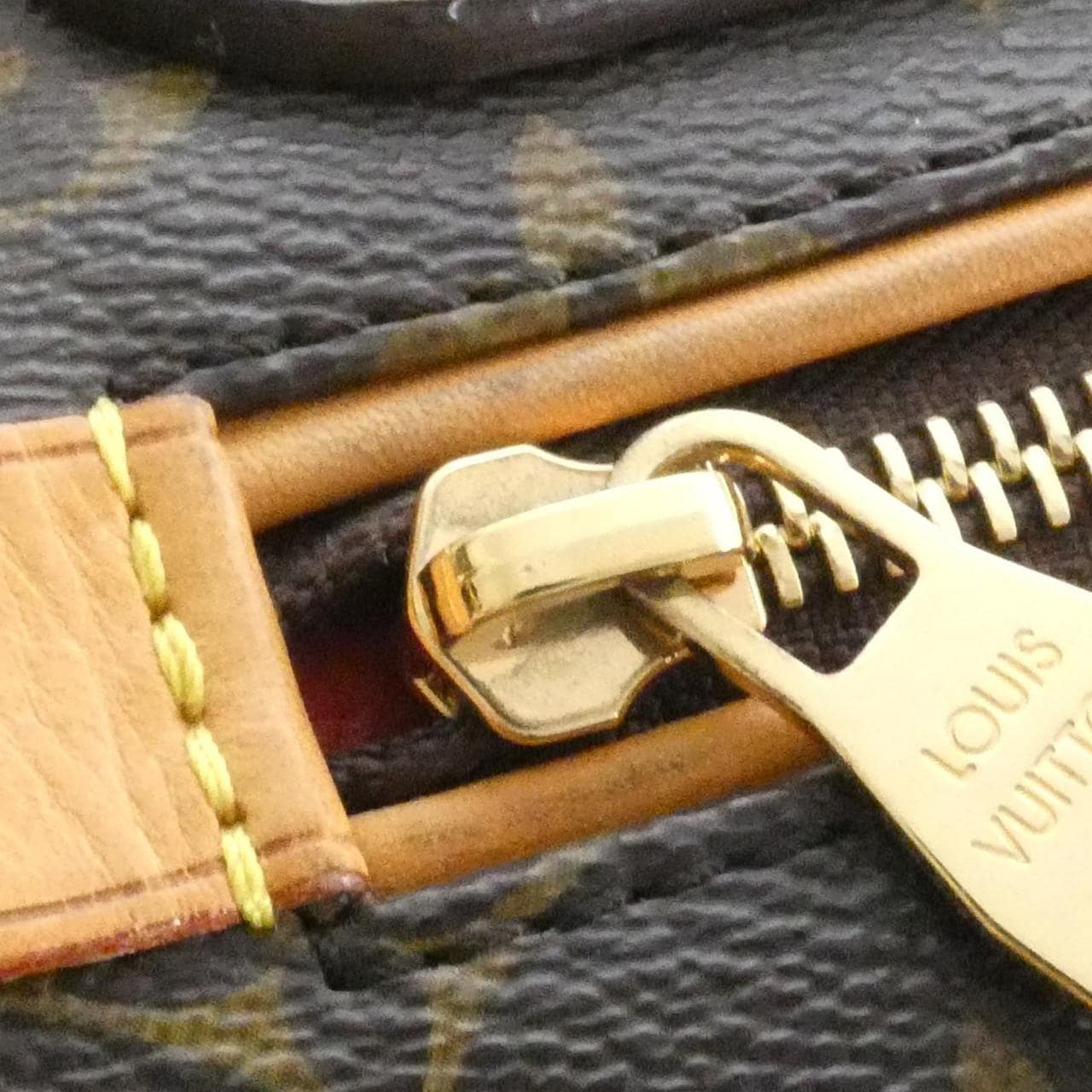 ルイヴィトン モノグラム オランプ M40732 ショルダーバッグ