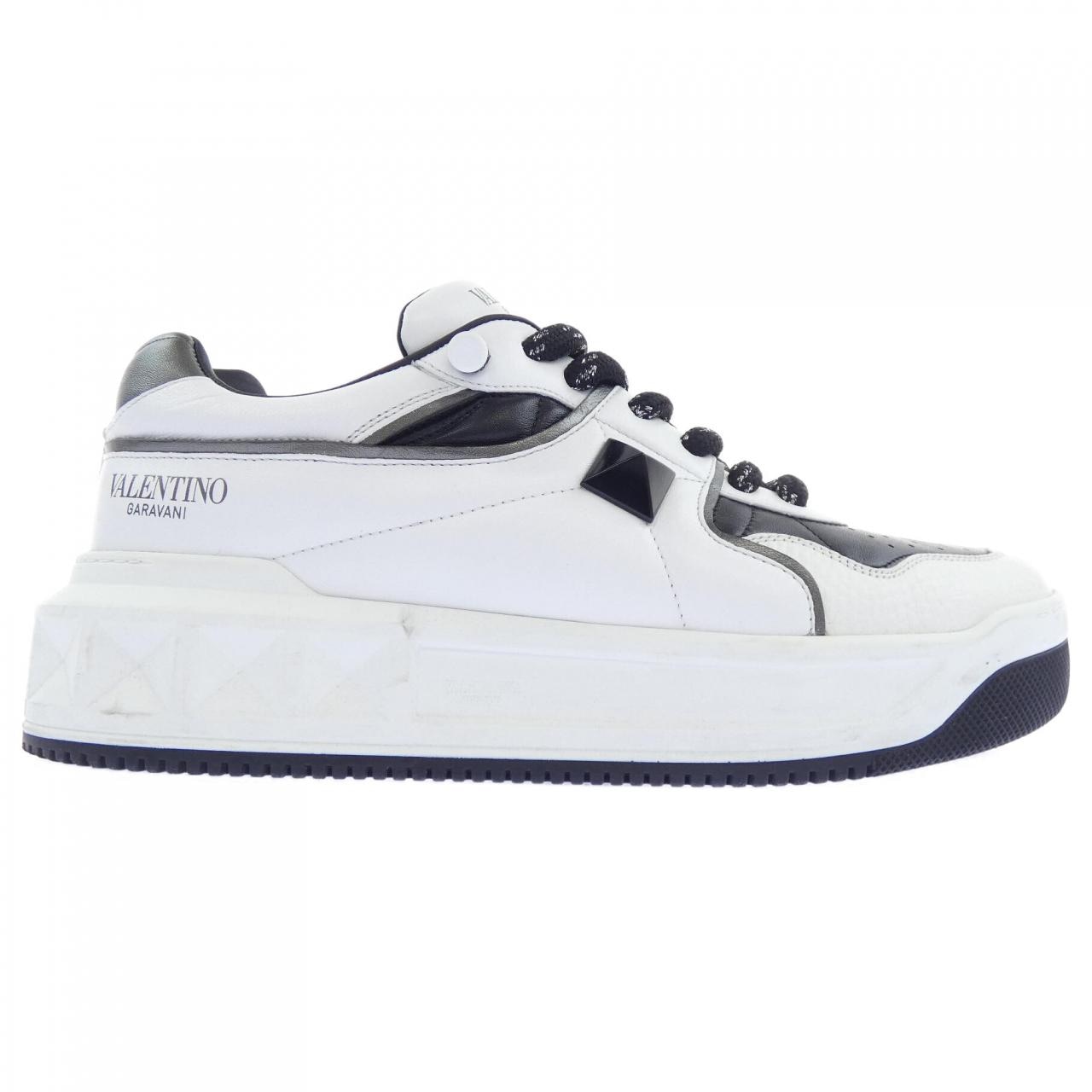ヴァレンティノガラヴァーニ VALENTINO GARAVANI スニーカー