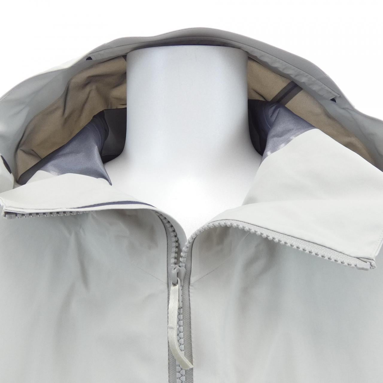 アークテリクスヴェイランス ARC'TERYX VEILANCE X000009479 ジャケット