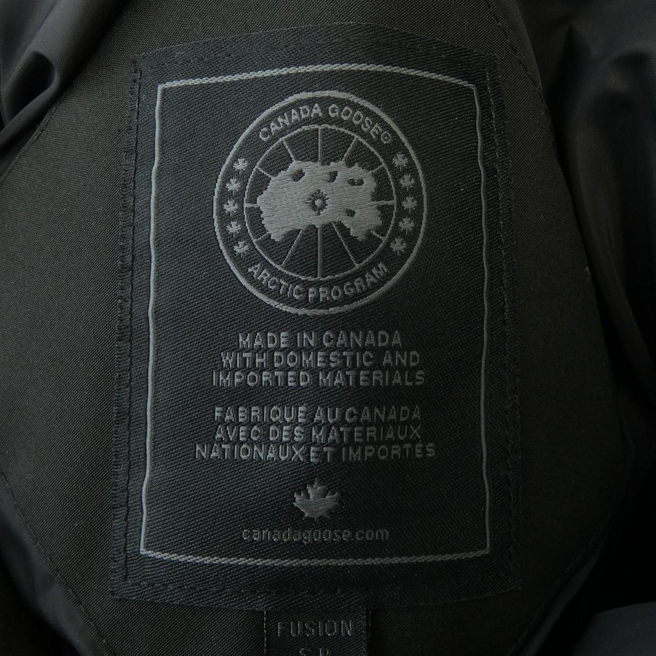 カナダグース CANADA GOOSE 2073MBA ダウンコート