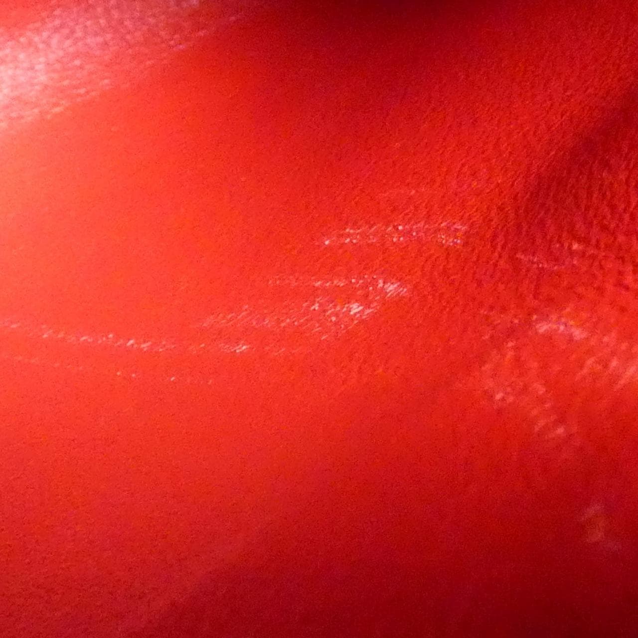 ヴァレンティノガラヴァーニ バッグ