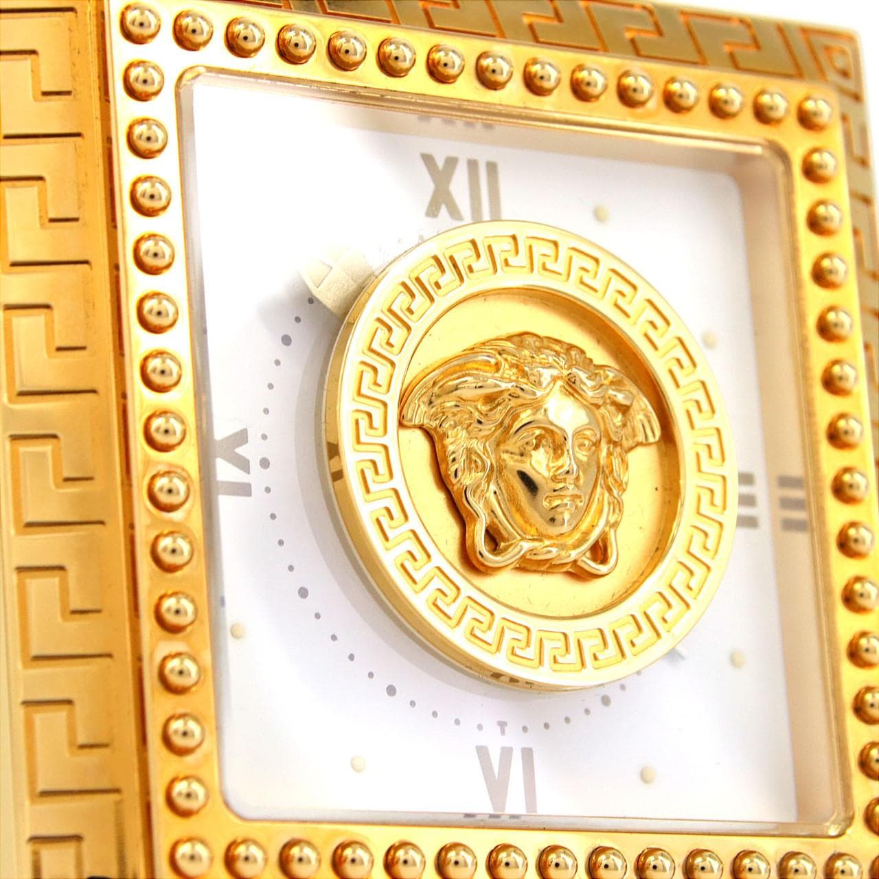 ヴェルサーチェ スクエアケース GP クォーツ