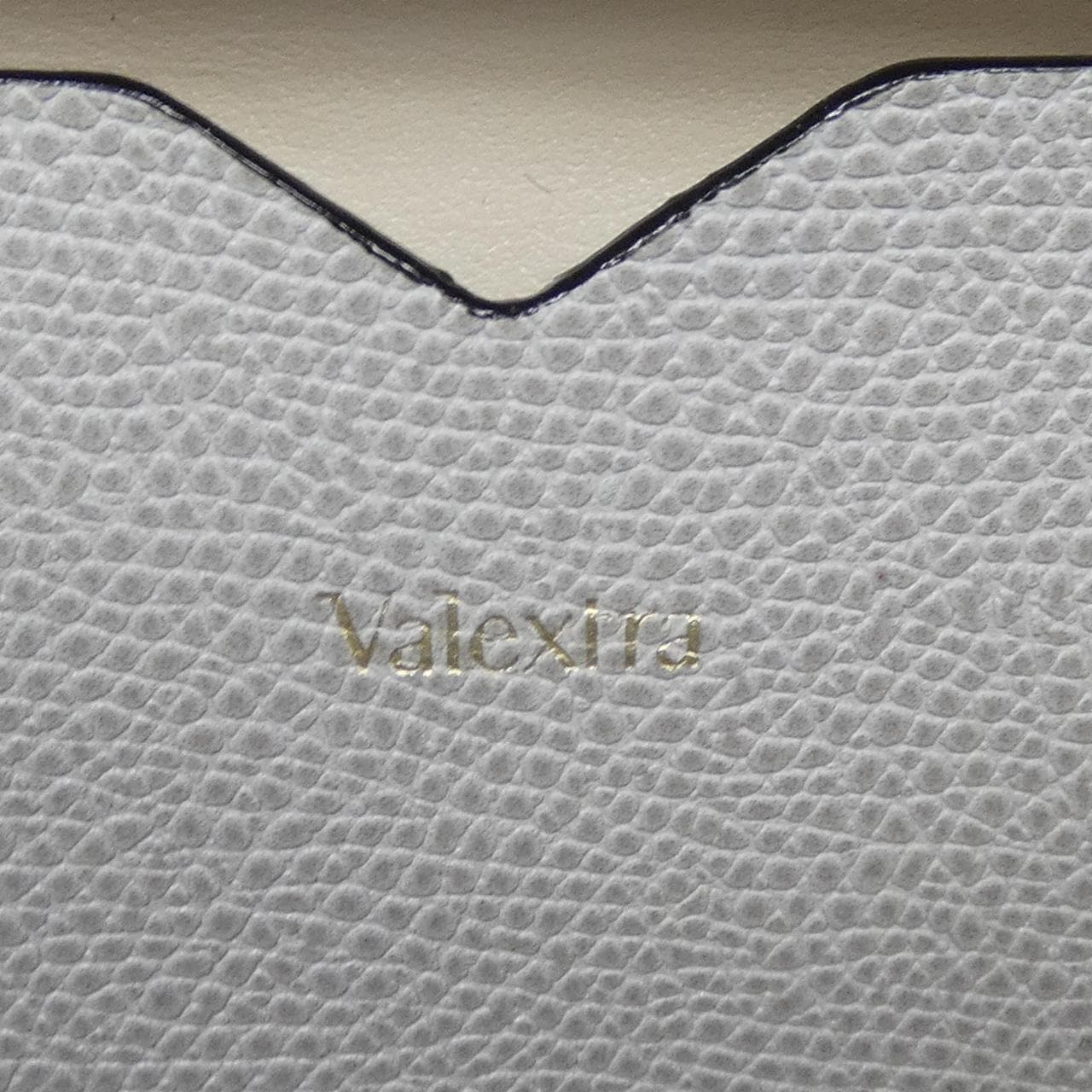 ヴァレクストラ VALEXTRA セリエエッセ WBSS0016028LOC99 BAG