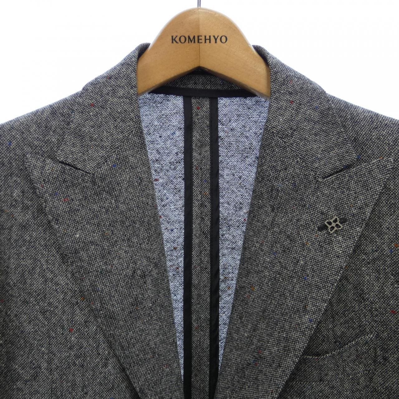 タリアトーレ TAGLIATORE スーツ