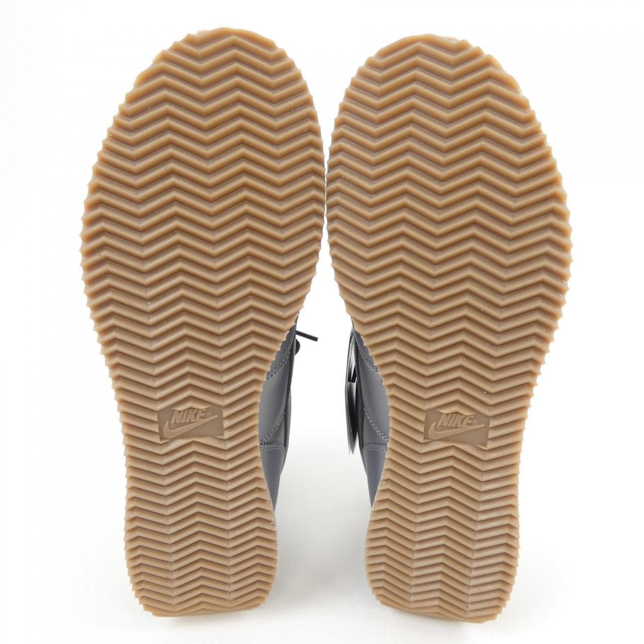 ナイキ NIKE HQ3490-099 スニーカー