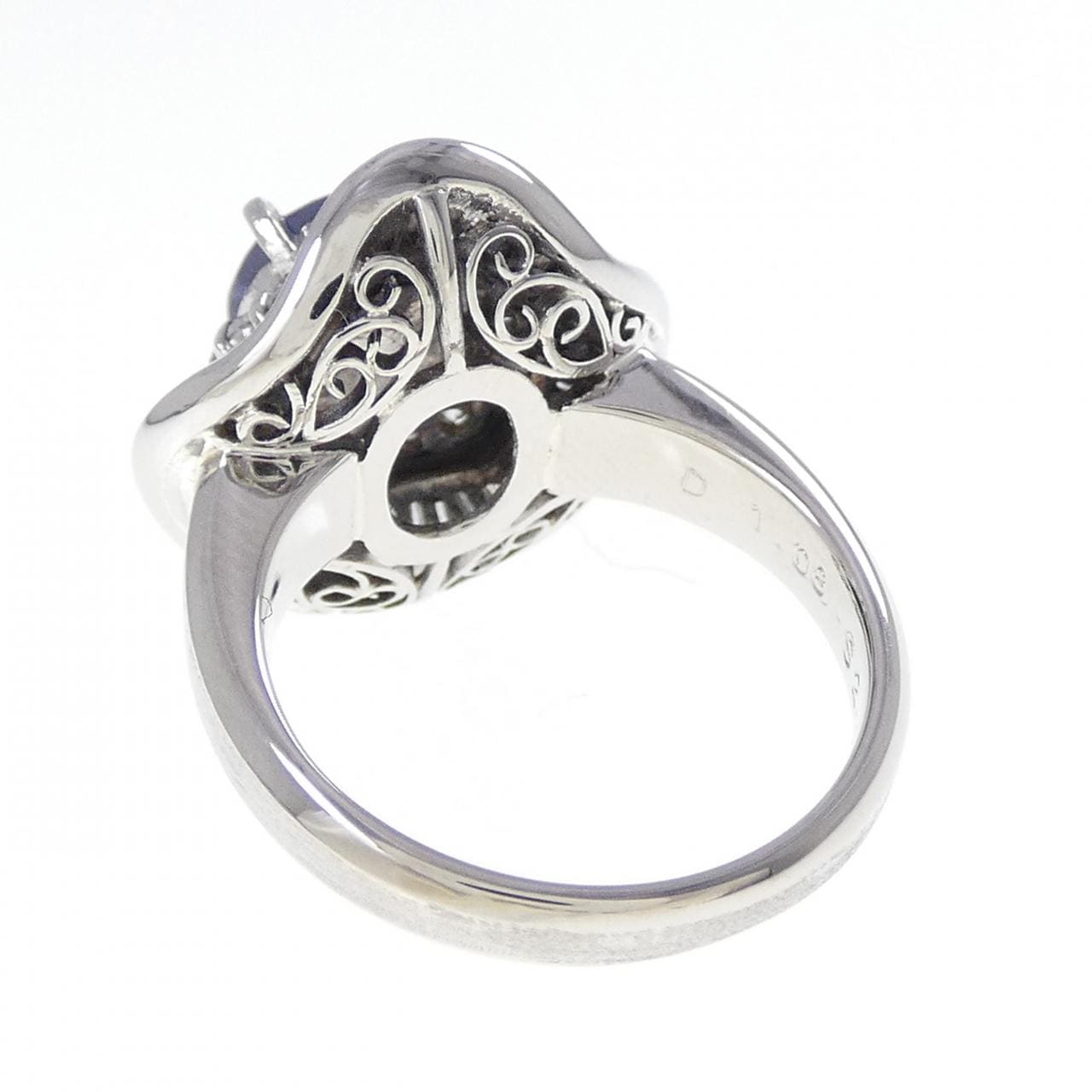 PT900 サファイヤ リング 2.21CT