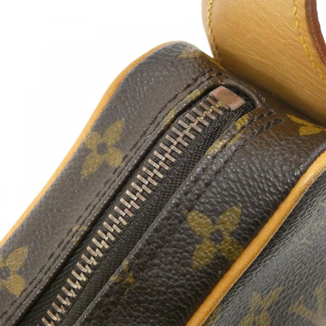 ルイヴィトン モノグラム クロワッサン MM M51512 ショルダーバッグ