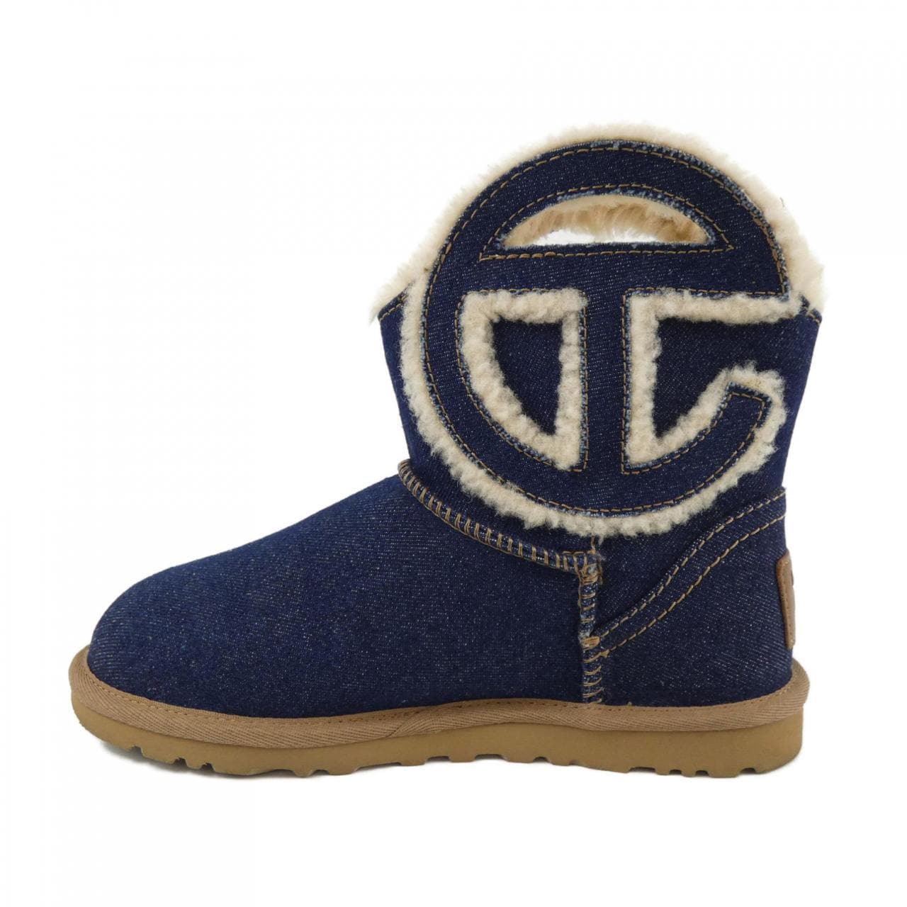 アグ UGG ブーツ