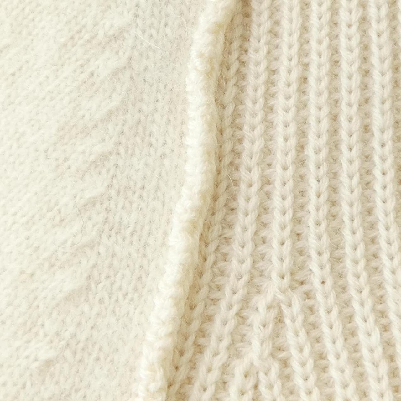 SIDE SLOPE Knit