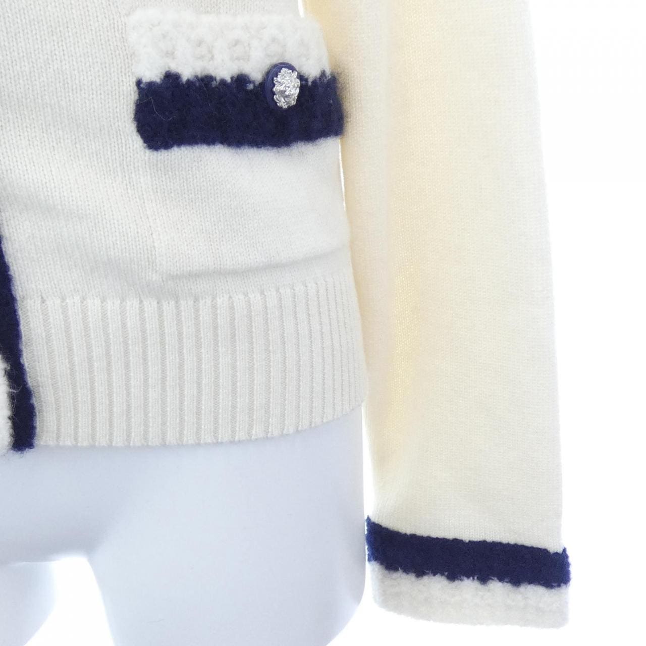 シャネル CHANEL P62562K48039 19K カーディガン