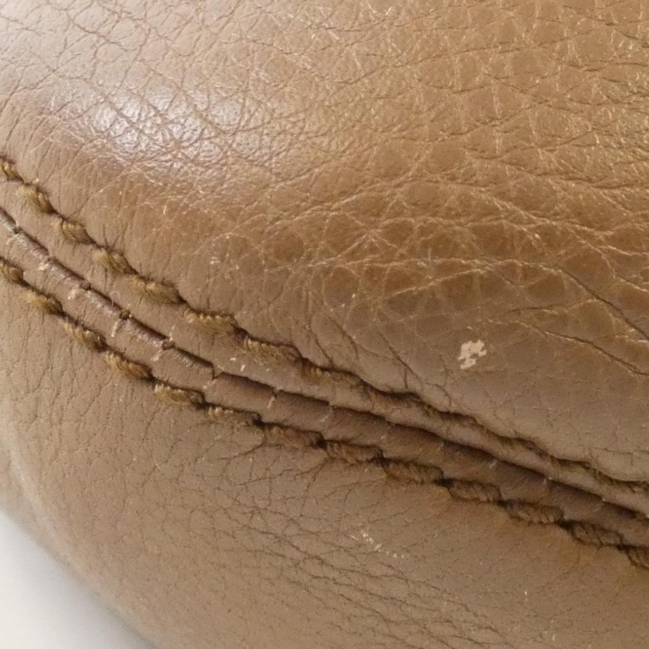 グッチ 308981 A7M0G ショルダーバッグ