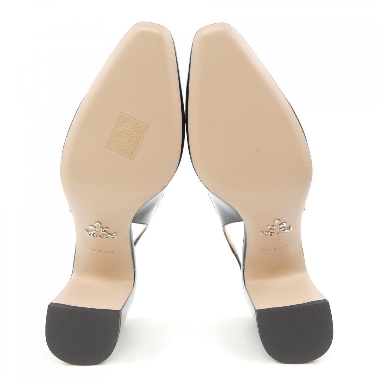 Prada Triangle Logo Pumps 1I173N