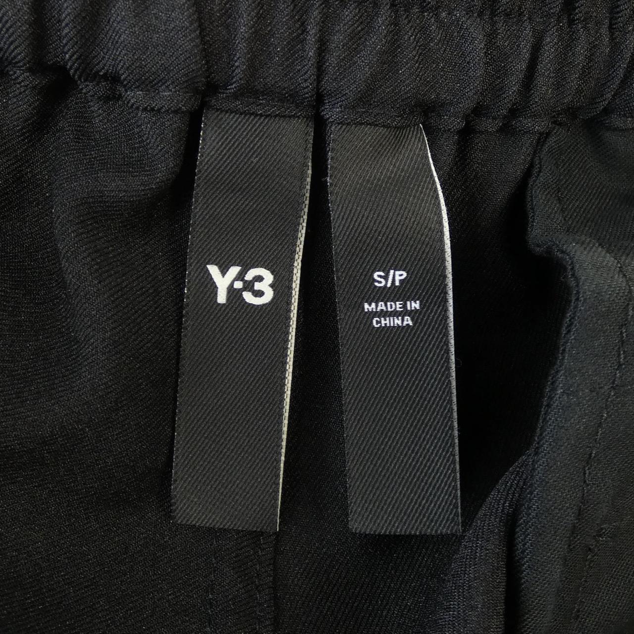 ワイスリー Y-3 IV5779 ショートパンツ
