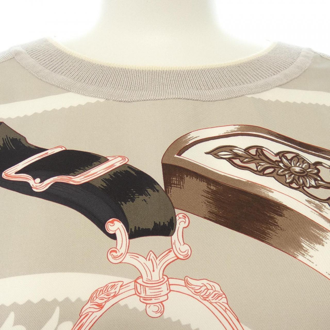 エルメス HERMES トップス