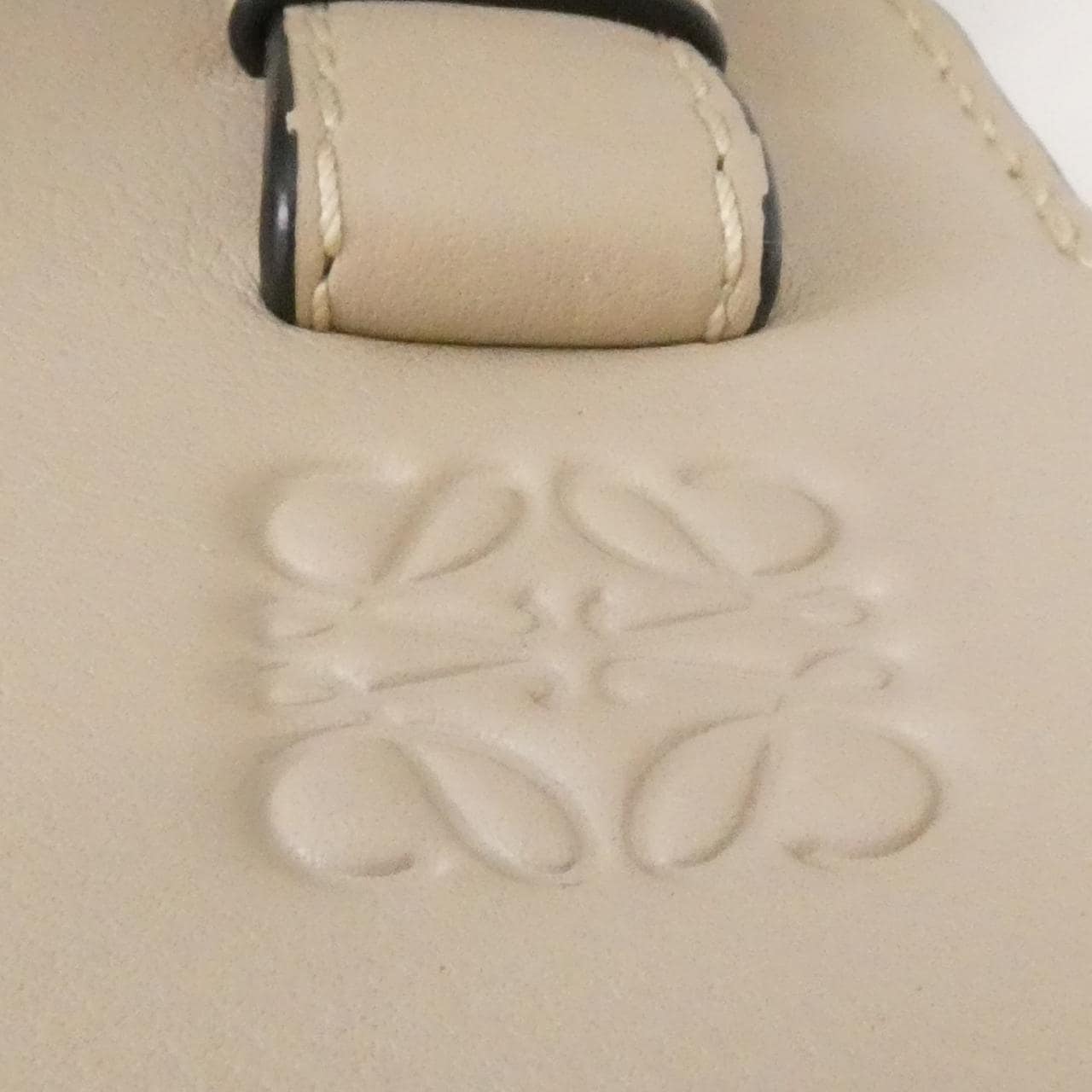 ロエベ ハンモック ドローストリング スモール 314 39 Z95 ショルダーバッグ