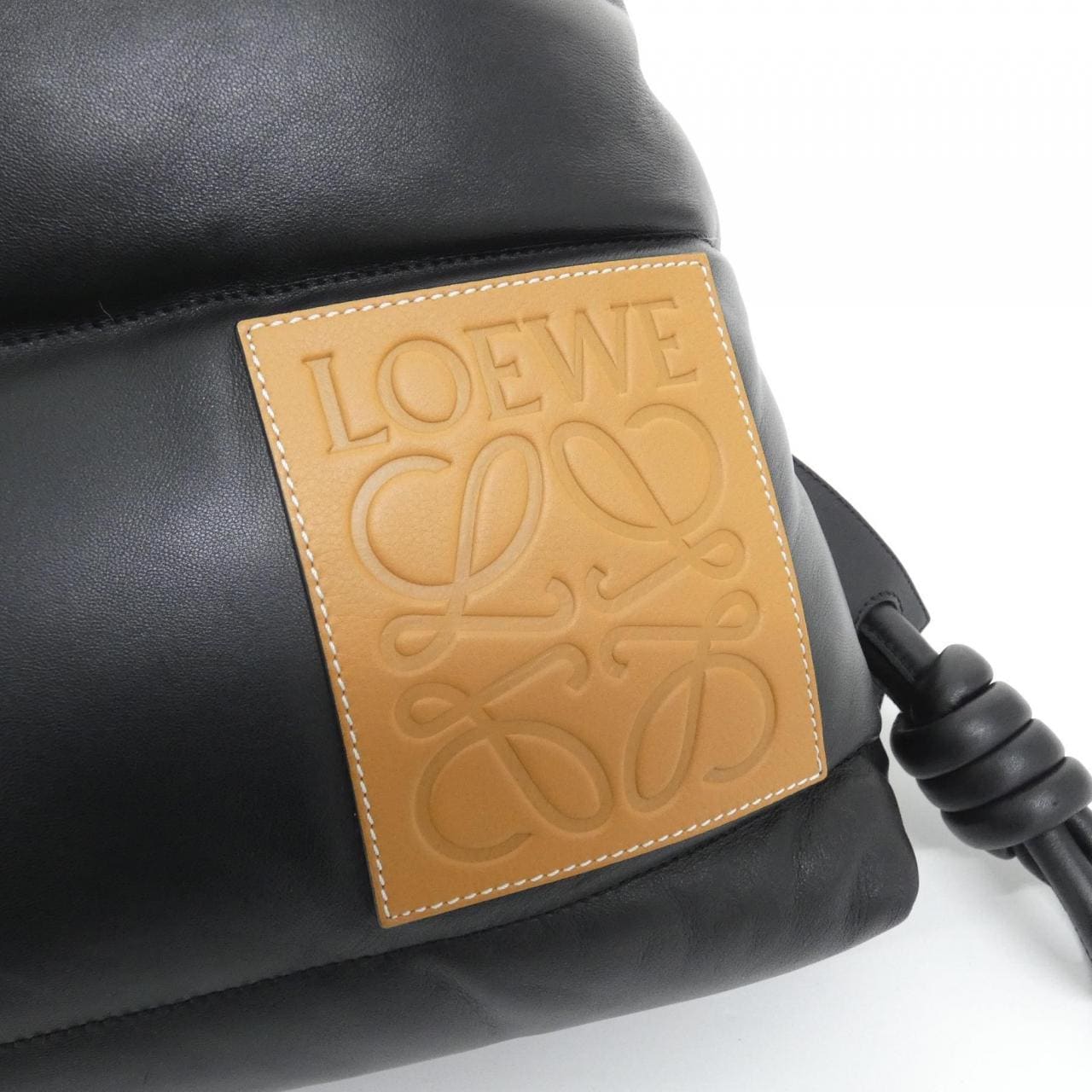 ロエベ ヤゴ パフィー バックパックY 335 73 Z55 リュックサック