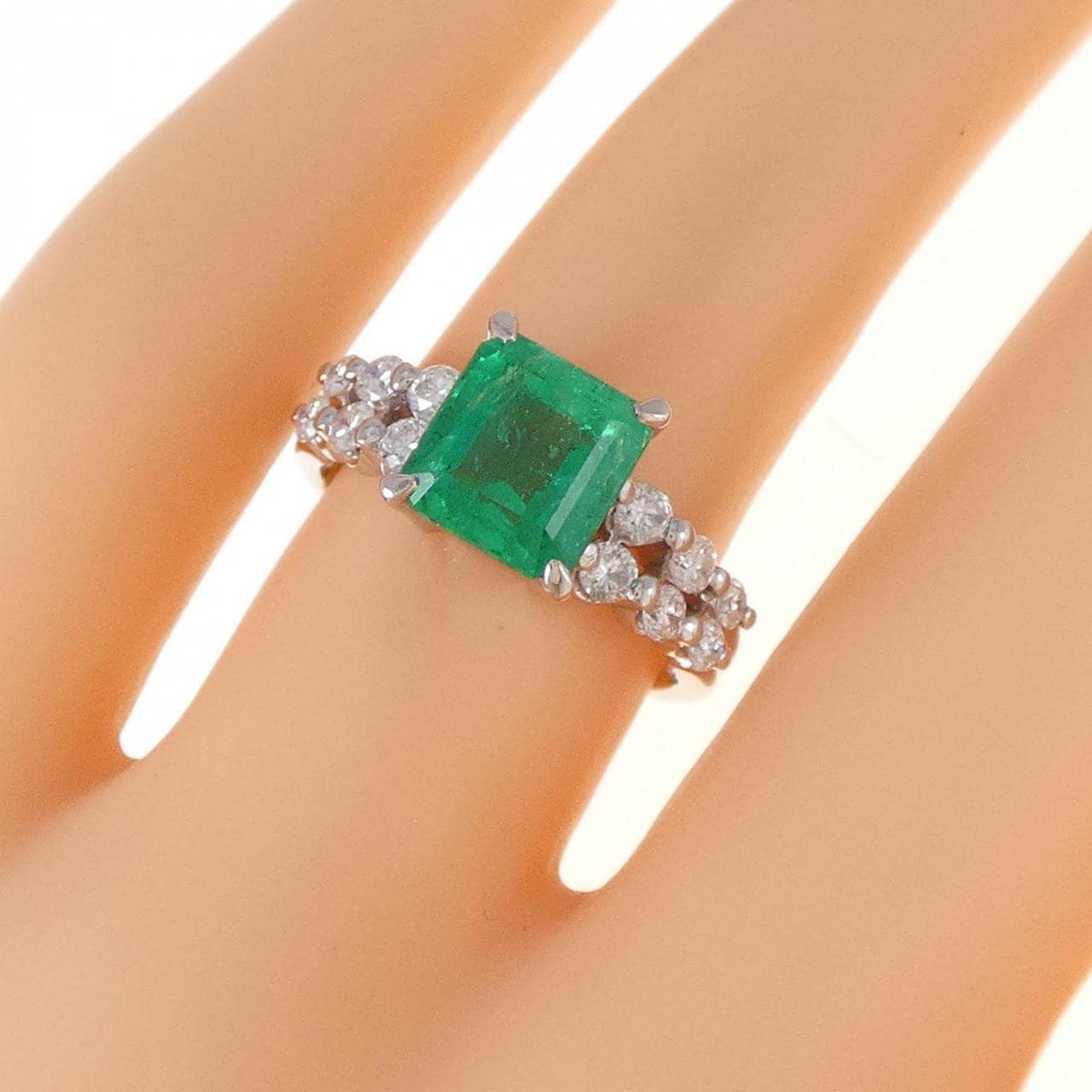 PT エメラルド リング 2.17CT