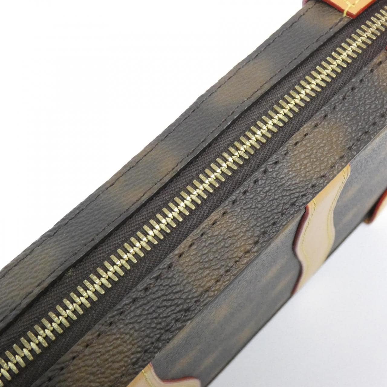 ルイヴィトン ディス イズ ノット モノグラム ソフトトランク M81580 ショルダーバッグ