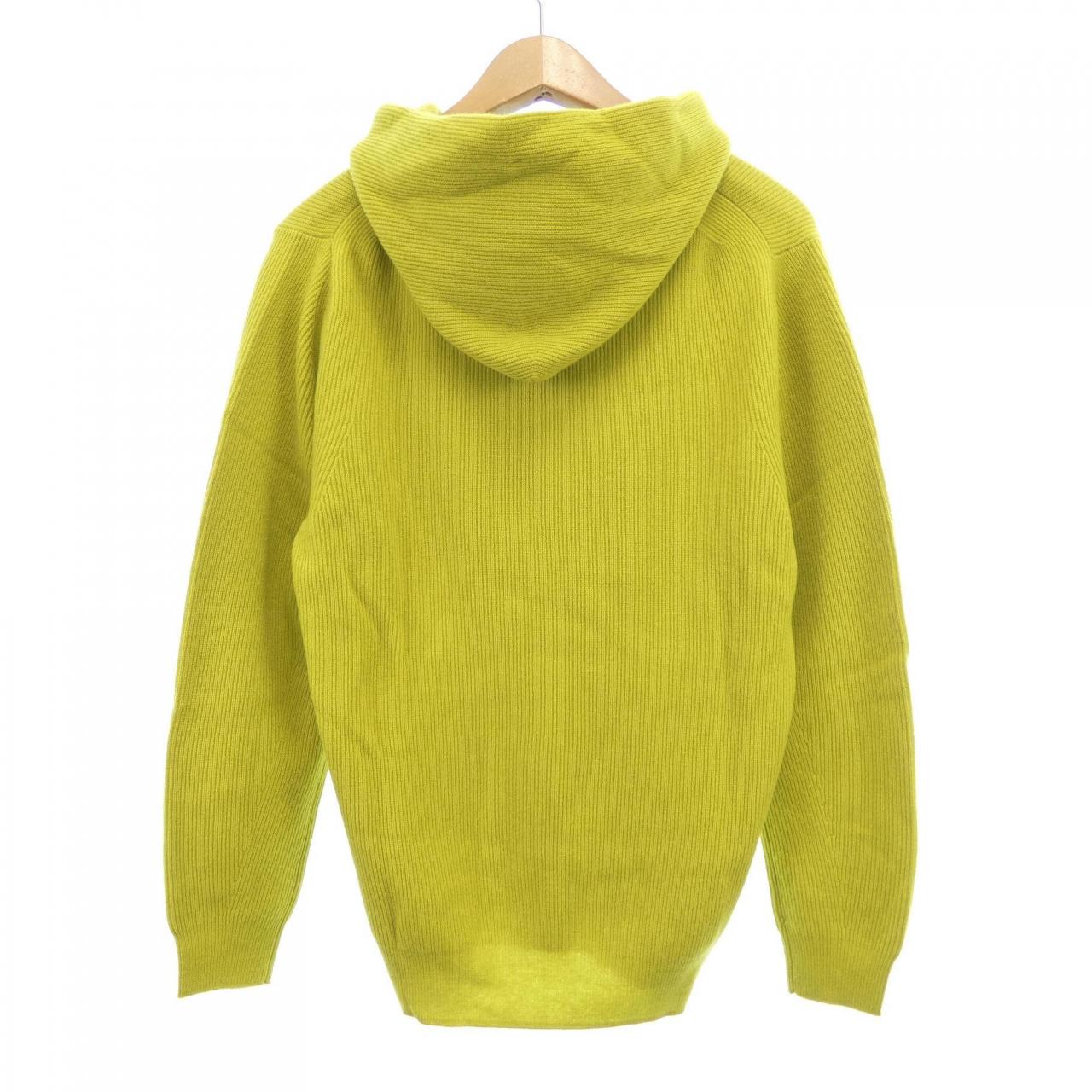 ストラスブルゴ STRASBURGO パーカー