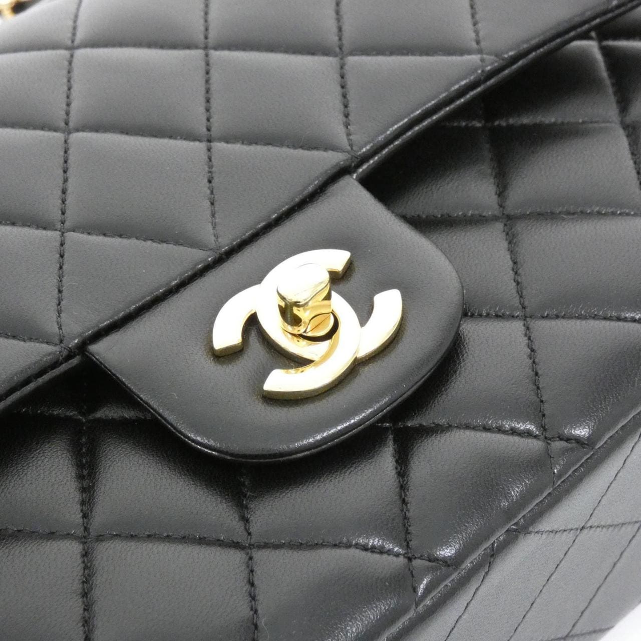 シャネル 1112 ショルダーバッグ