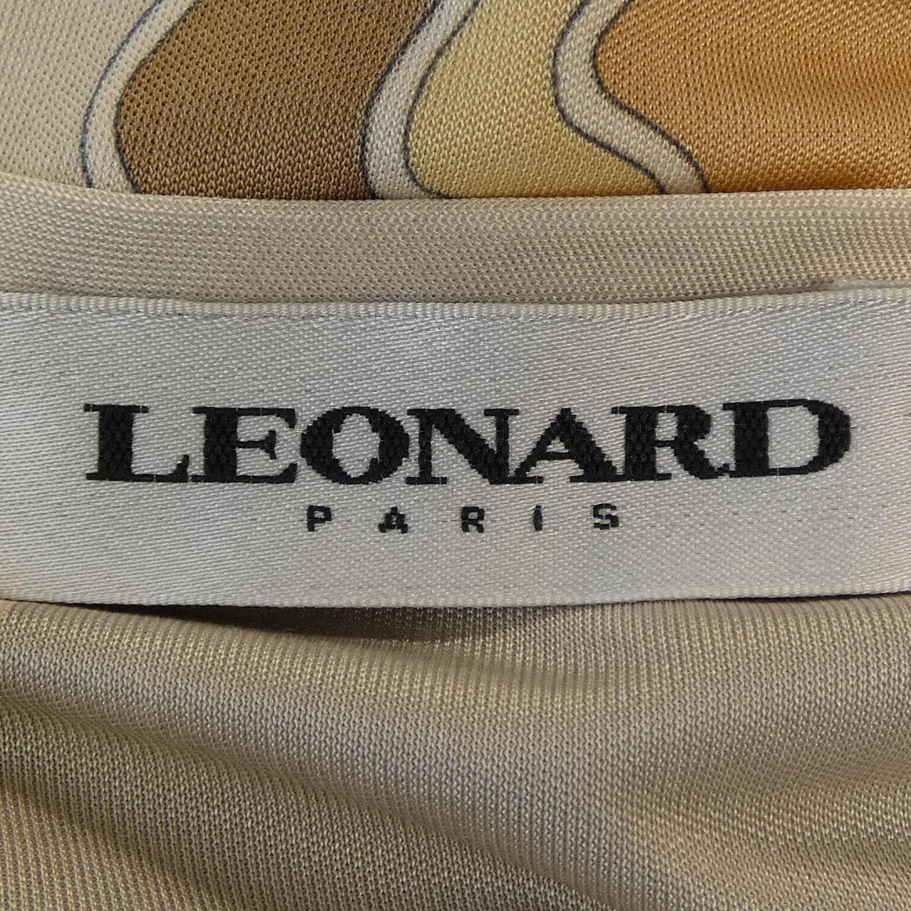 レオナール LEONARD カーディガン
