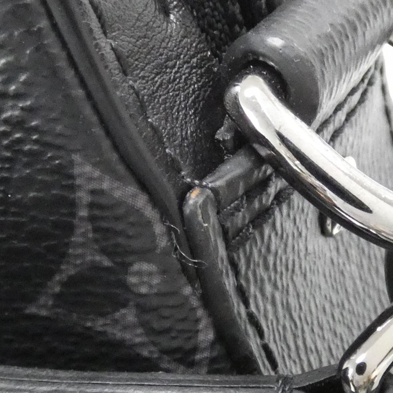 LOUIS VUITTON Monogram Eclipse Reverse Trio Messenger M69443 Shoulder Bag