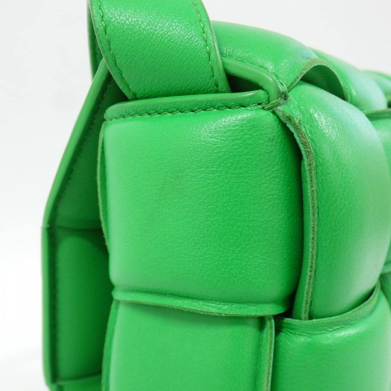 ボッテガヴェネタ 591970 VCQR1 ショルダーバッグ