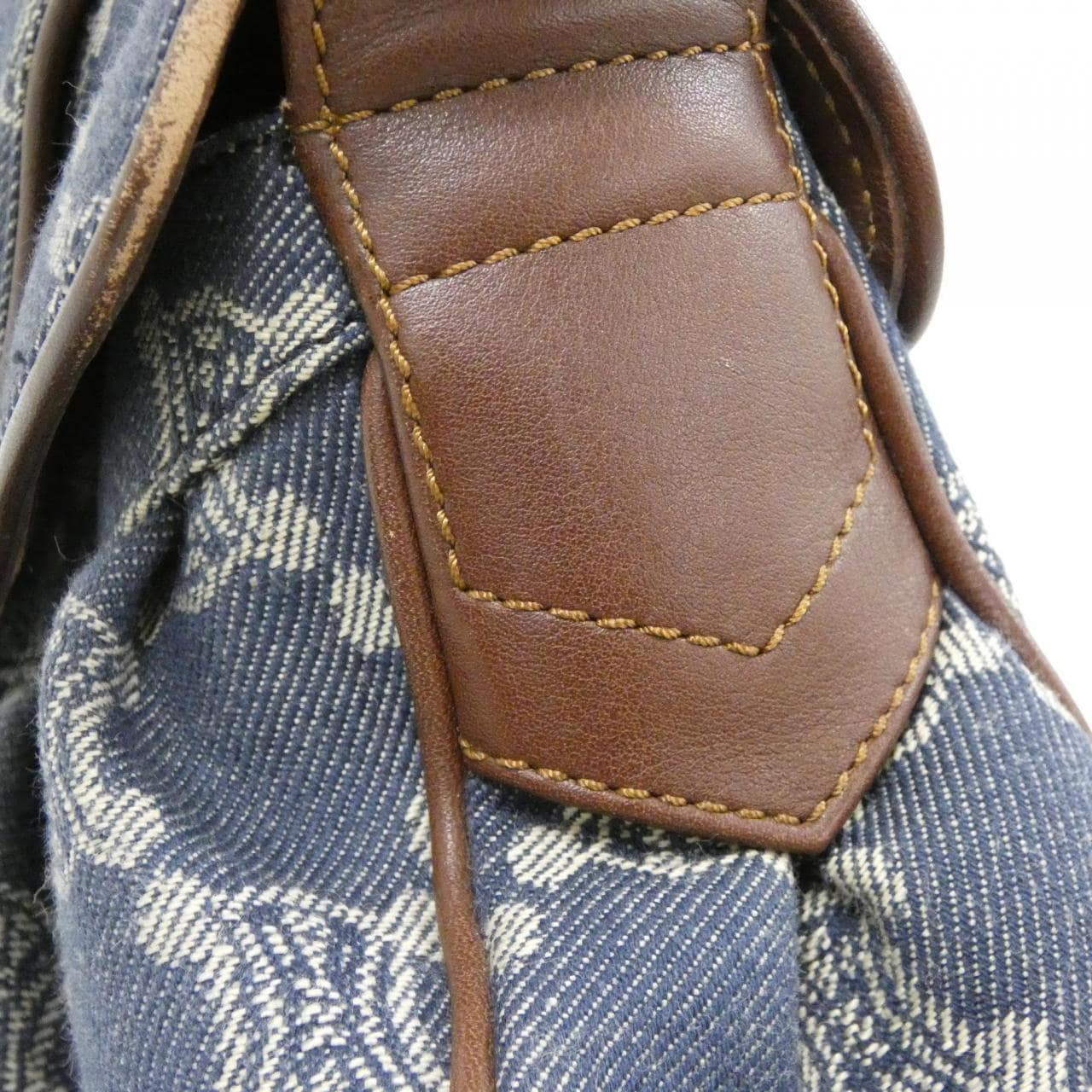 【ヴィンテージ】セリーヌ ショルダーバッグ