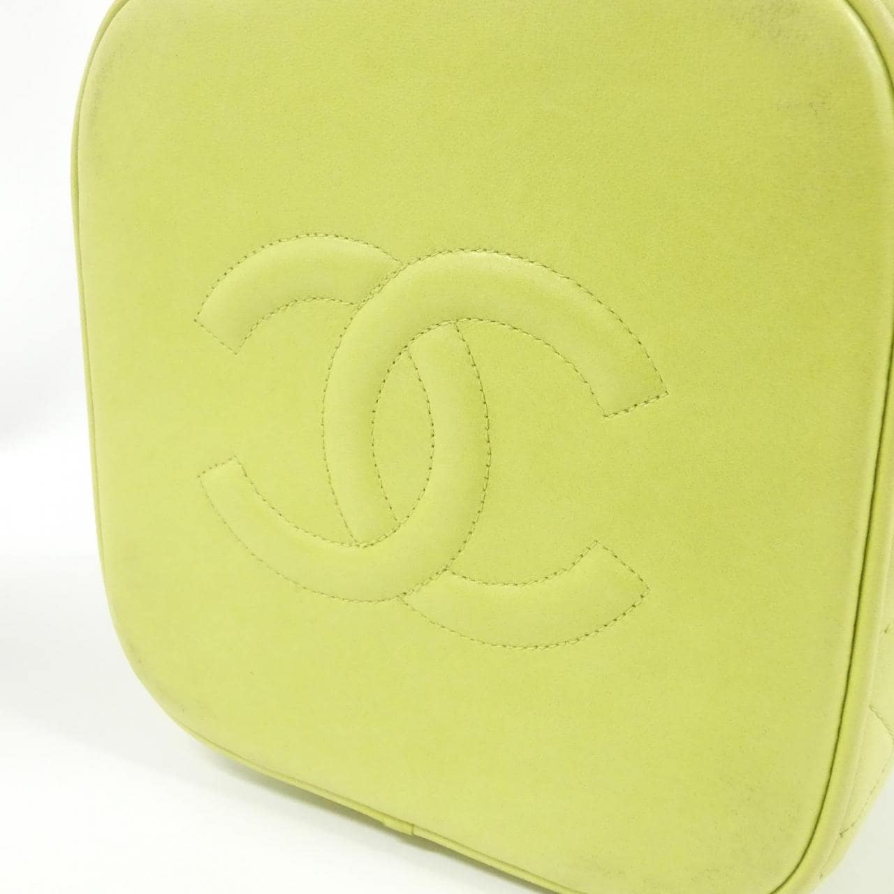 シャネル バッグ