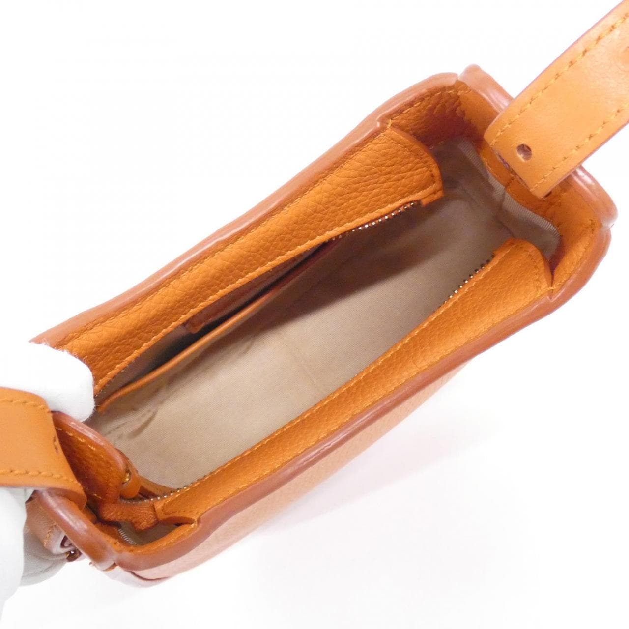 トッズ OBOE XBWAORS9000P6YG616 バッグ