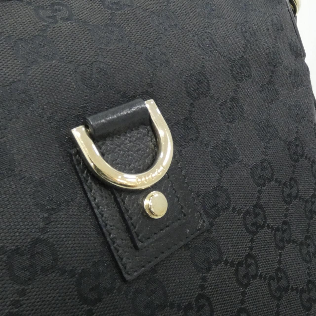 【ヴィンテージ】グッチ 131326 F4DYG ショルダーバッグ