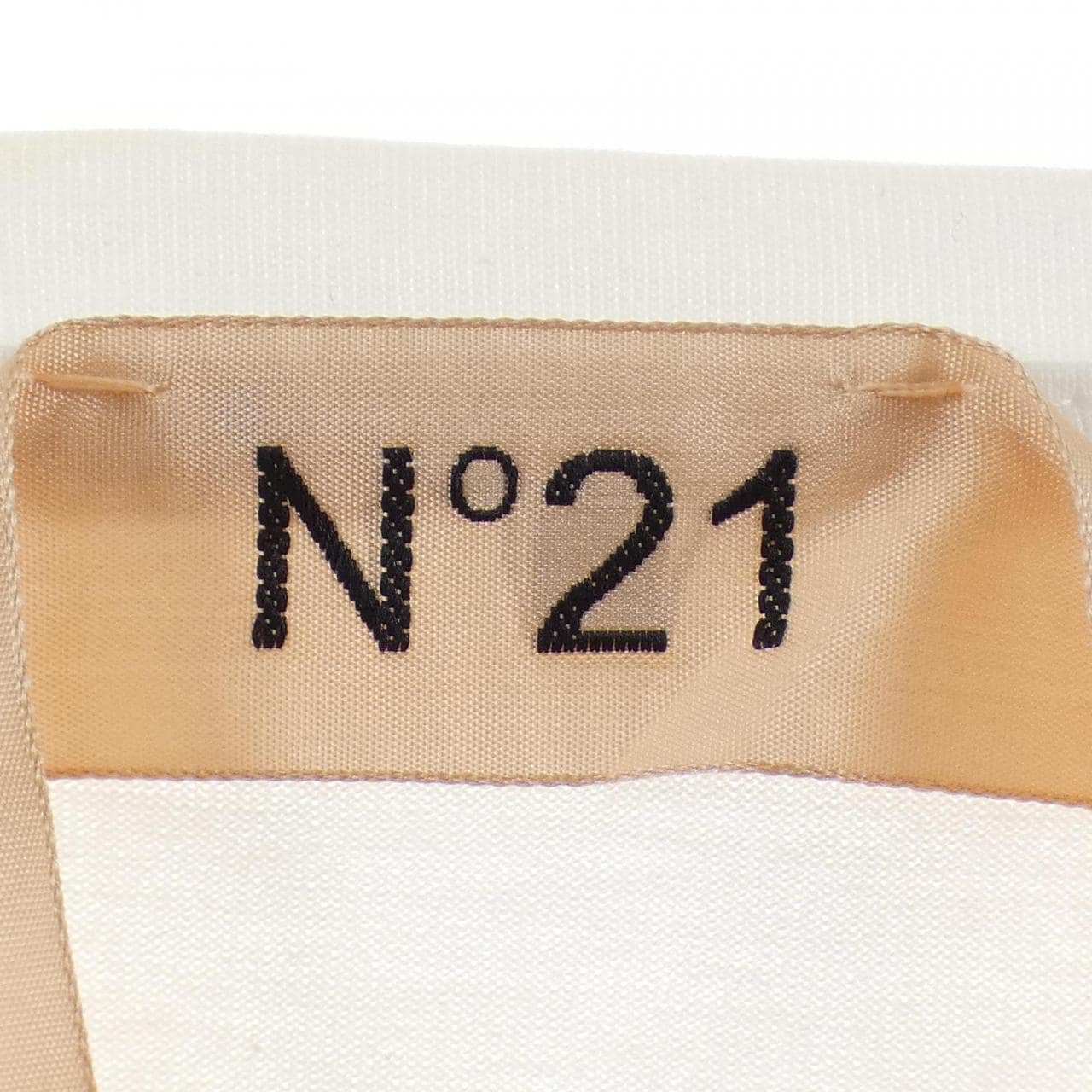 ヌメロヴェントゥーノ N°21 トップス