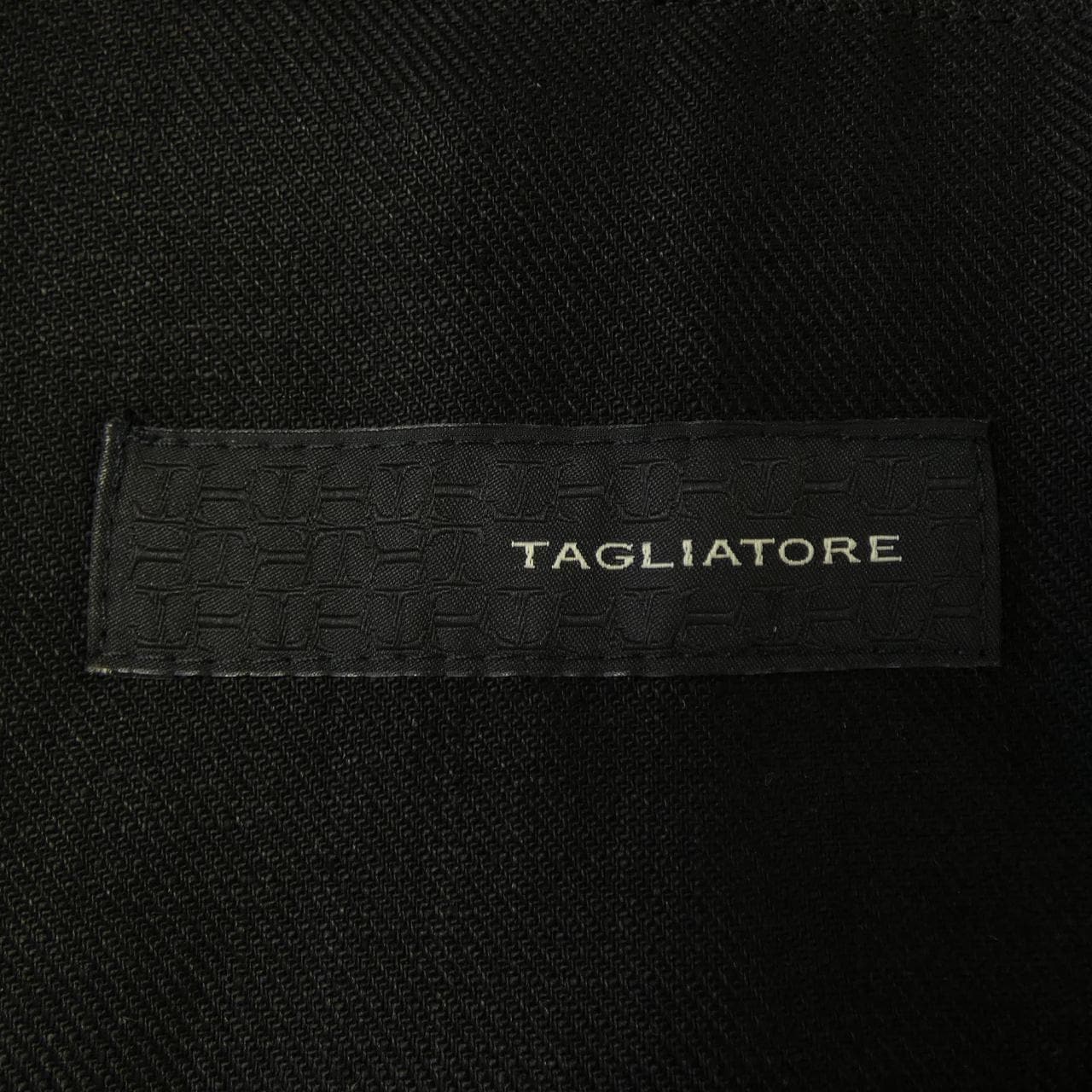 タリアトーレ TAGLIATORE BUCK セットアップ