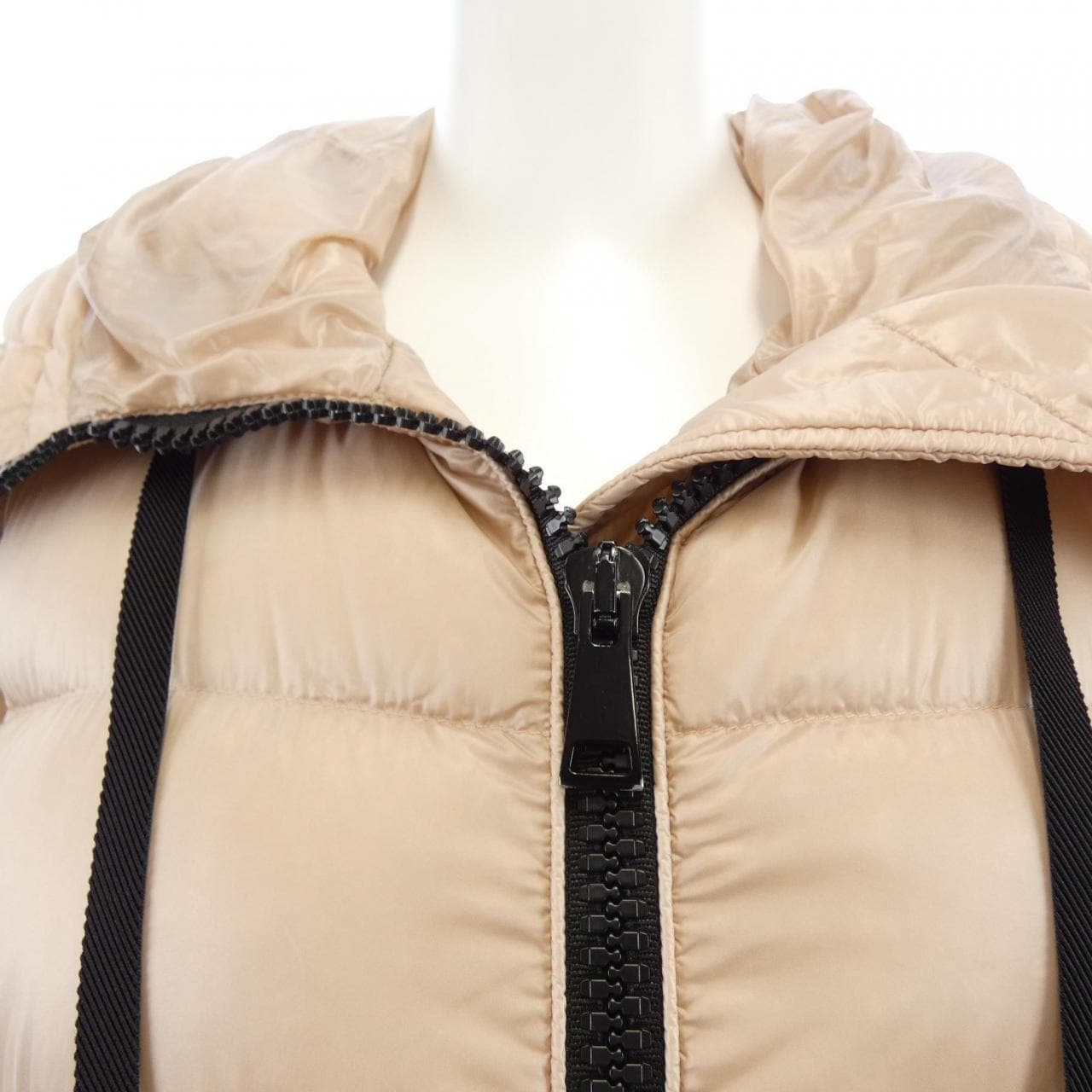 モンクレール MONCLER SUYEN ダウンコート