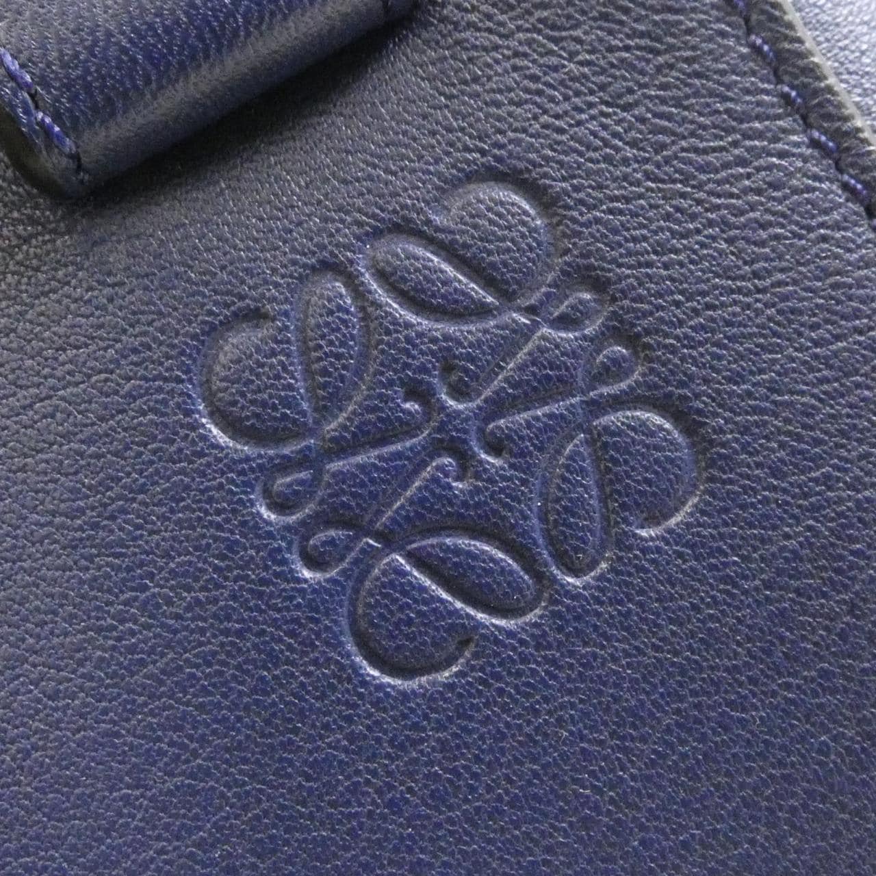 ロエベ ハンモック ミディアム 387 30 T38 ショルダーバッグ