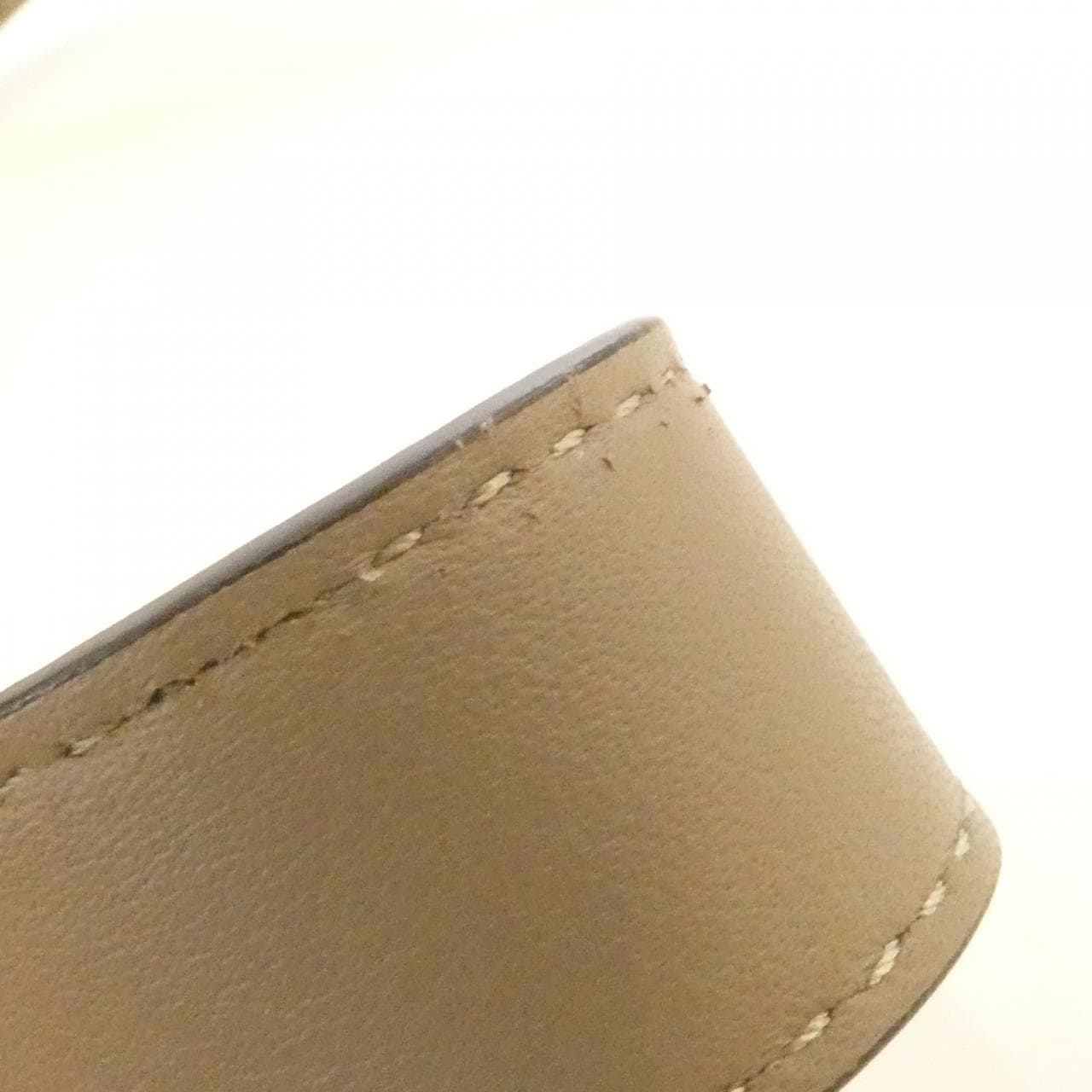 フェンディ バイ ザ ウェイ ミディアム 8BL146 1D5 バッグ