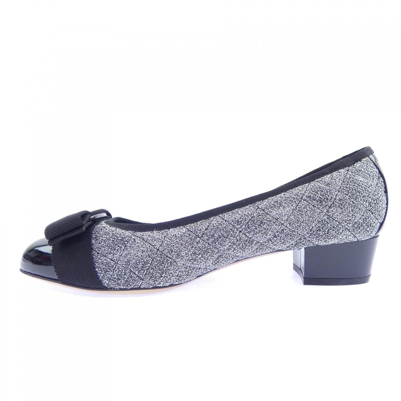 サルヴァトーレフェラガモ SALVATORE FERRAGAMO パンプス