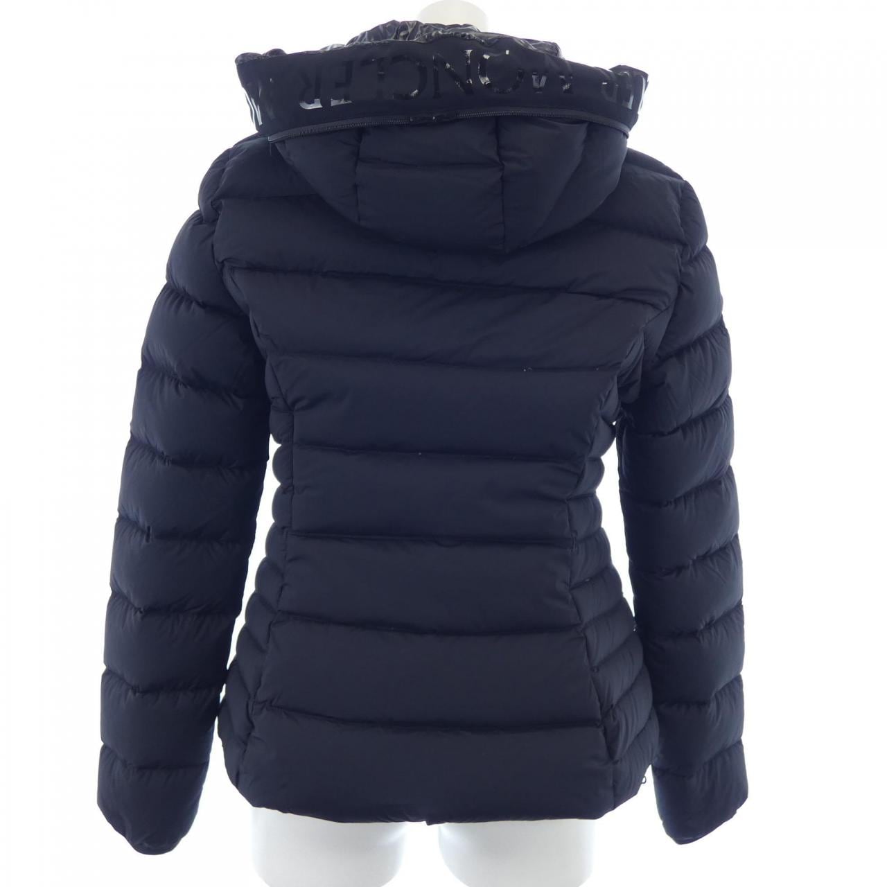 モンクレール MONCLER ダウンジャケット