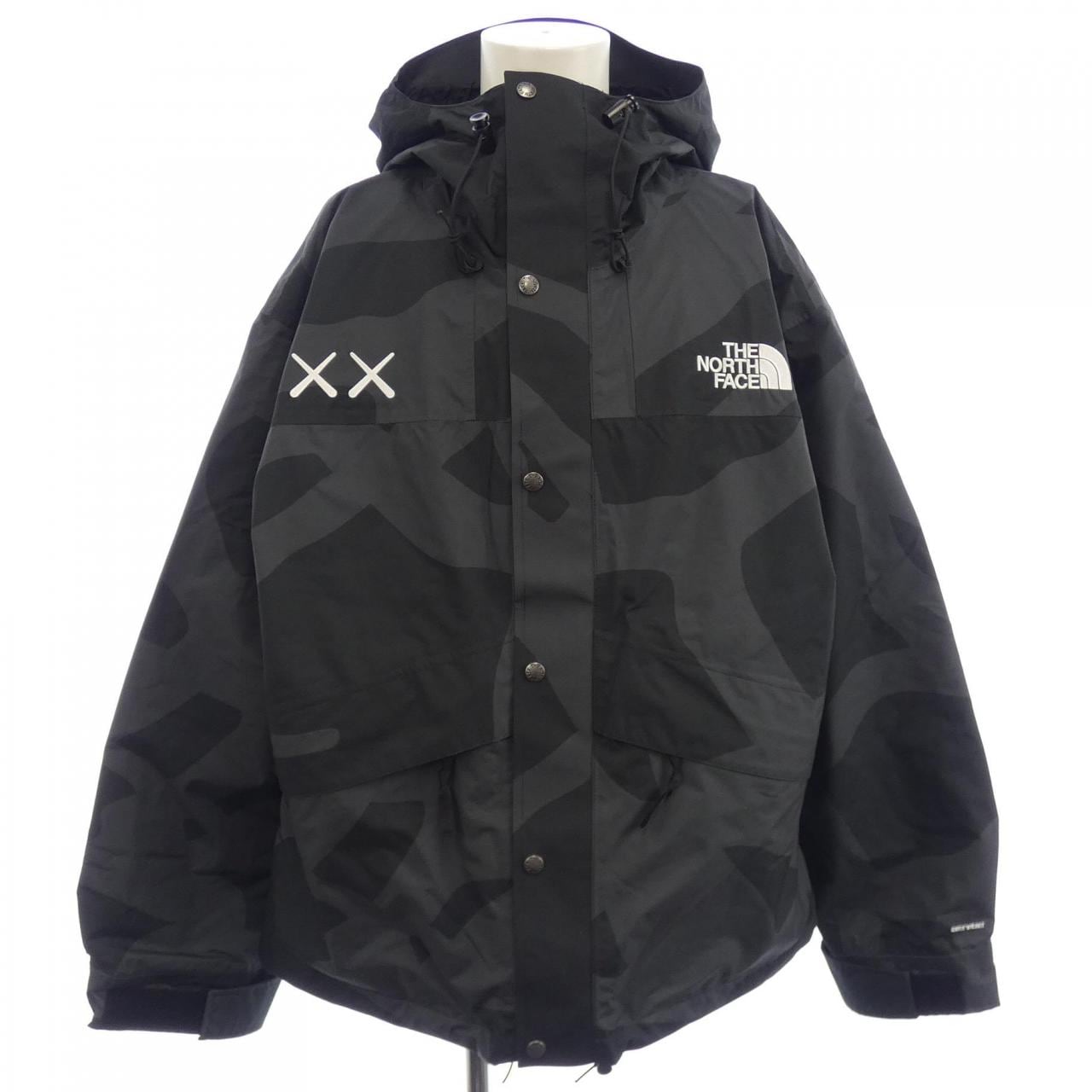 ザノースフェイス THE NORTH FACE NF0A7WLW KAWS ジャケット