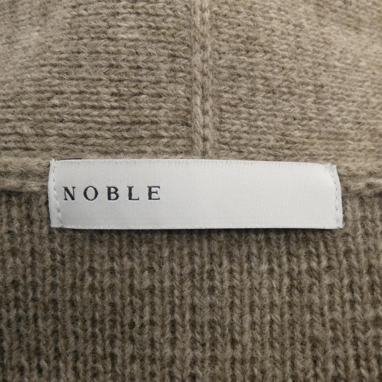 Noble coat