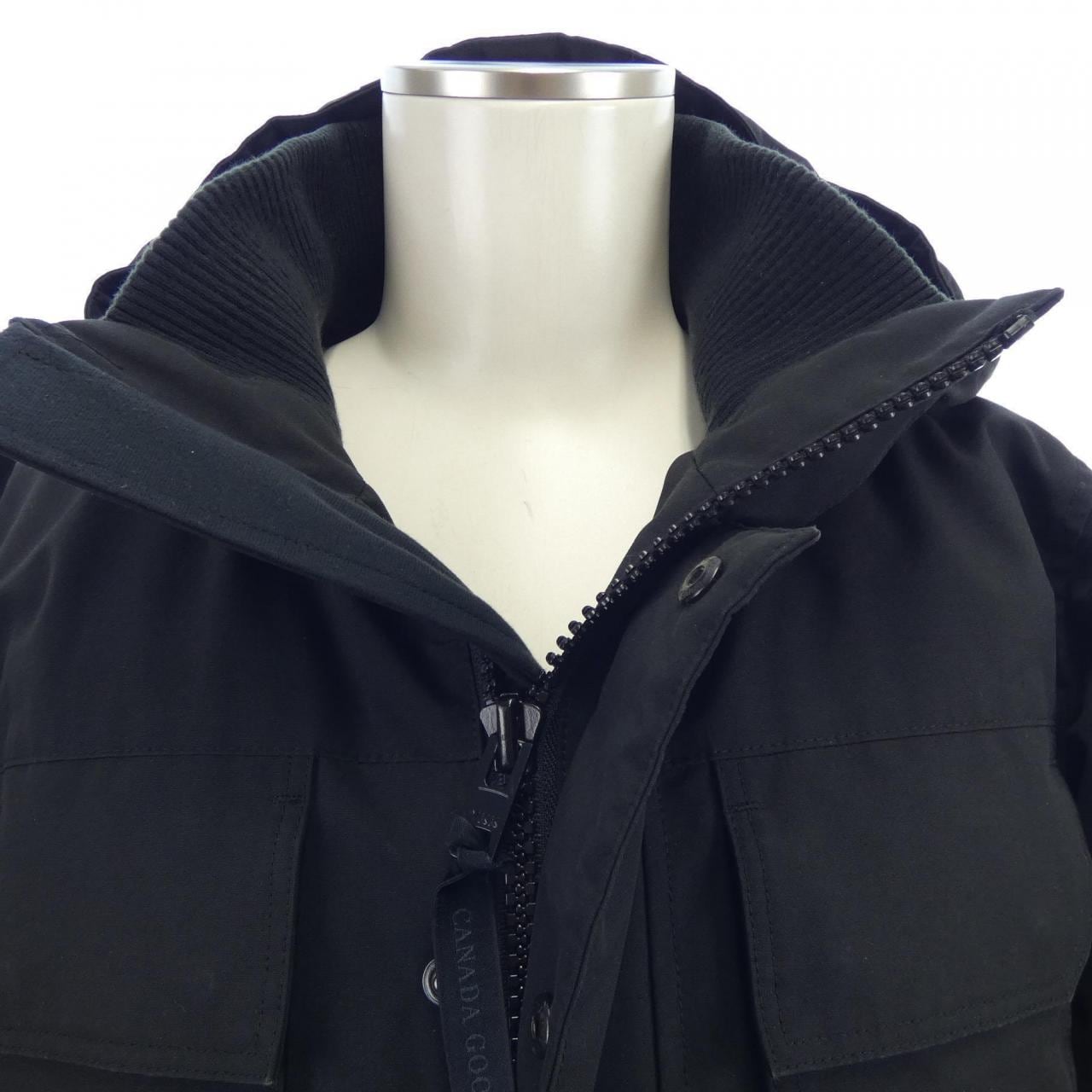 カナダグース CANADA GOOSE ダウンジャケット