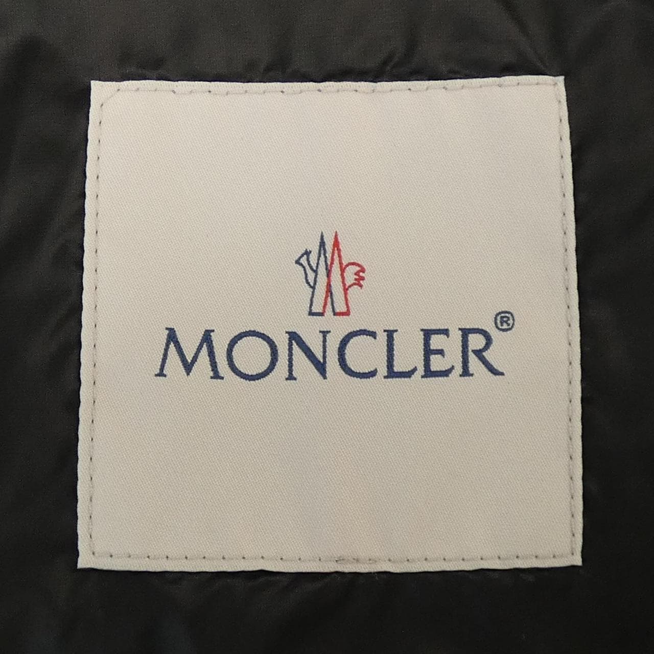 MONCLER蒙克勒·布卢森