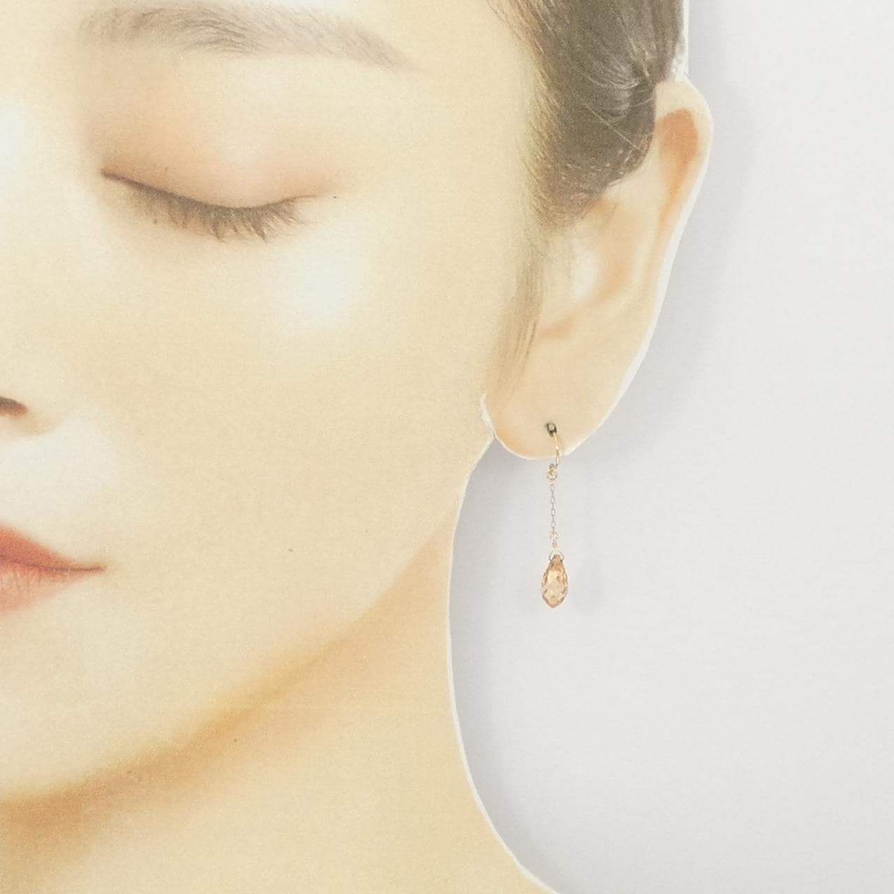 [BRAND NEW] K18YG Cubic Zirconia Earrings