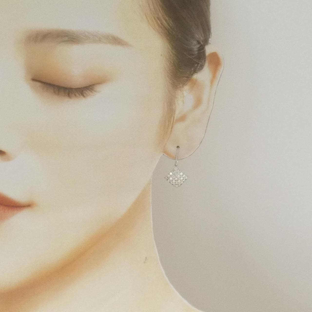 PT900 ダイヤモンド ピアス 1.00CT