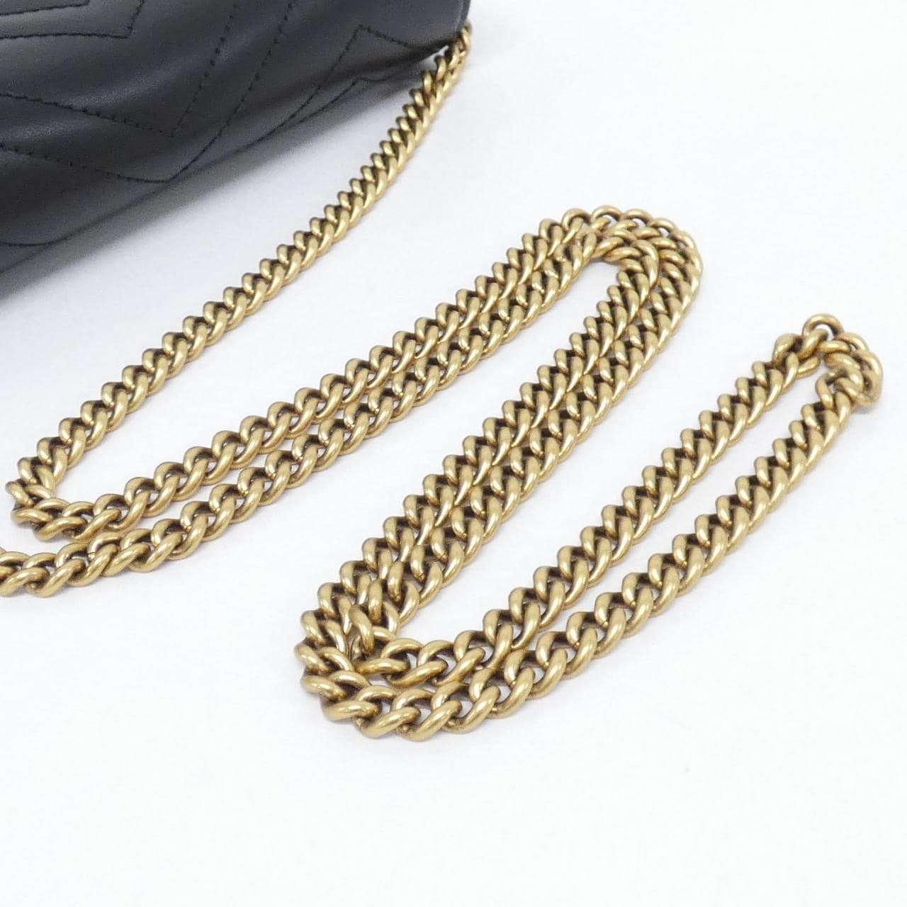 グッチ GG MARMONT 474575 DTD1T ショルダーバッグ