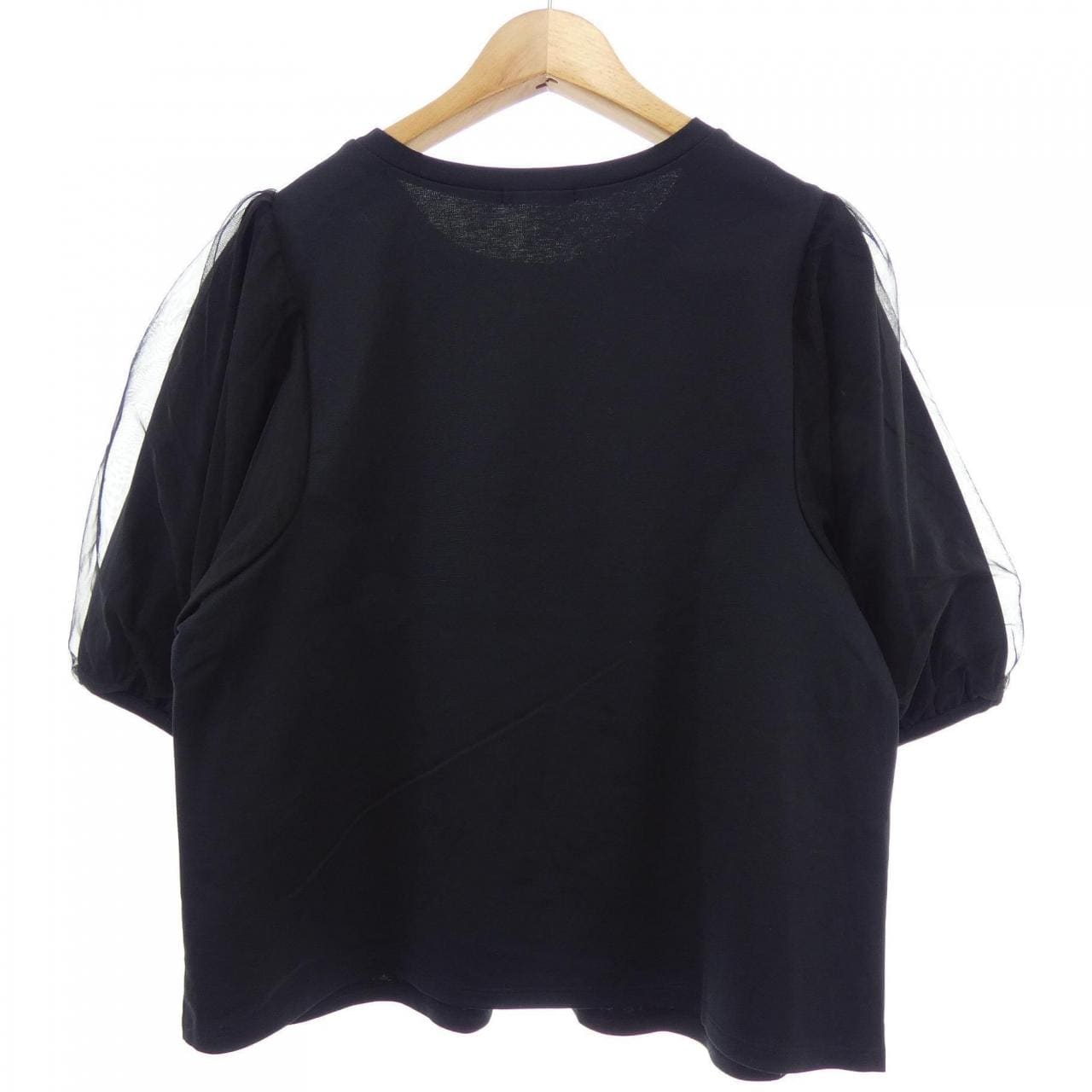 トゥービーシック TO BE CHIC Tシャツ