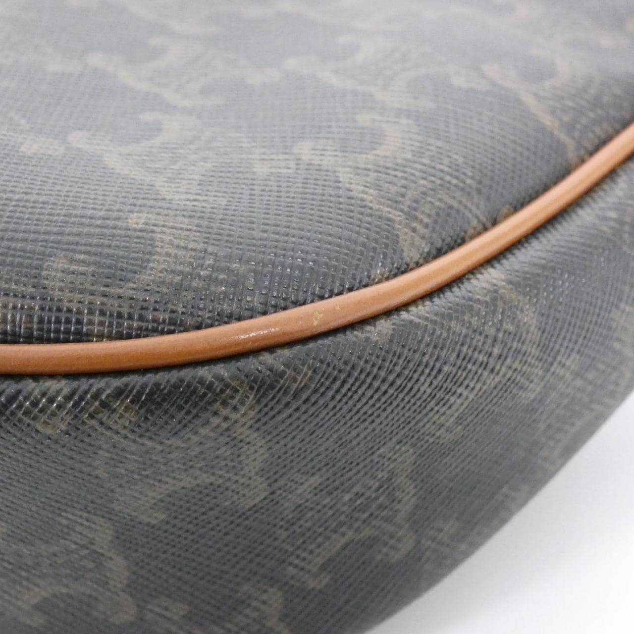 セリーヌ アヴァ 193952BZJ ショルダーバッグ